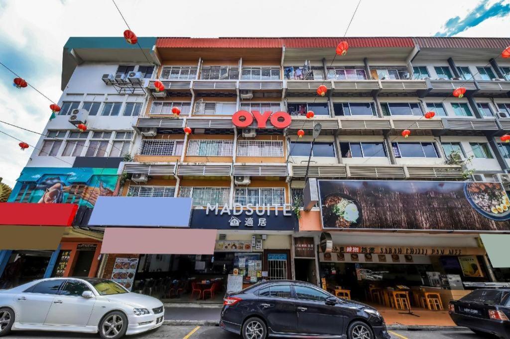 Oyo 43993 Madsuite Kota Kinabalu Zewnętrze zdjęcie