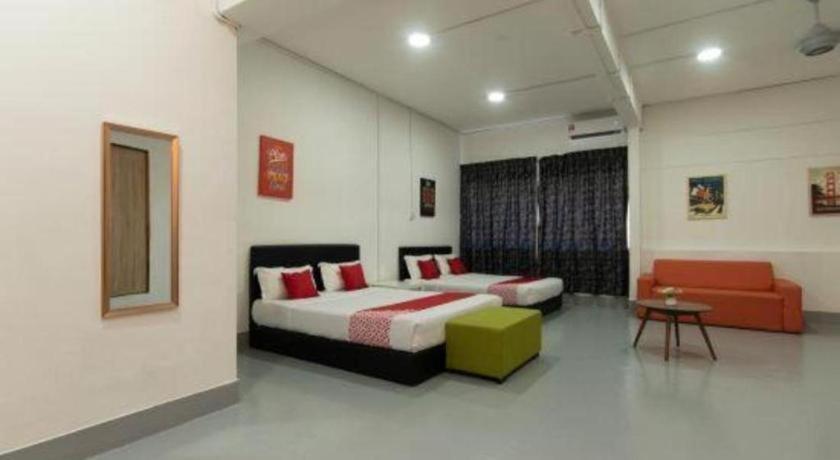 Oyo 43993 Madsuite Kota Kinabalu Zewnętrze zdjęcie