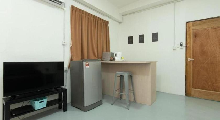 Oyo 43993 Madsuite Kota Kinabalu Zewnętrze zdjęcie